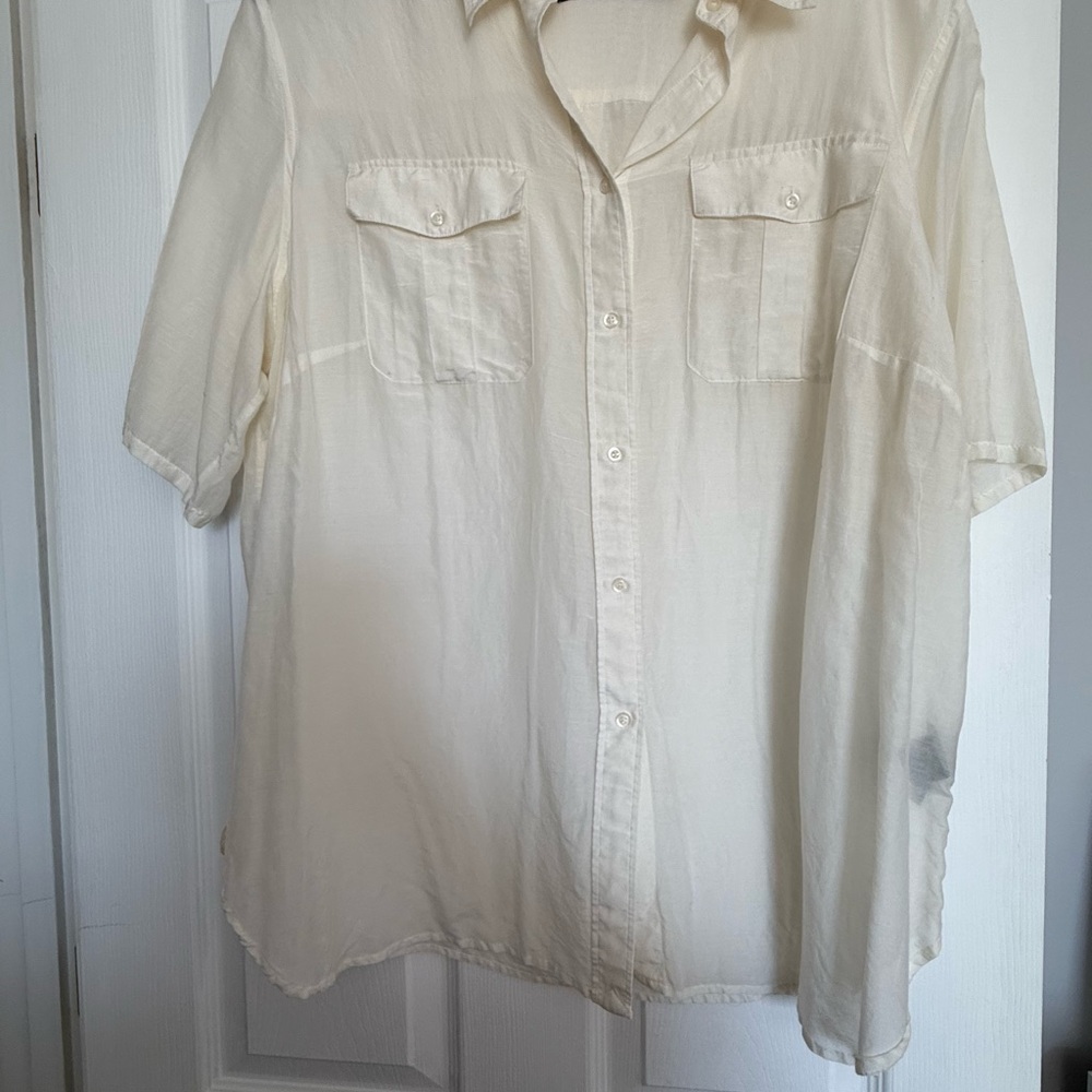 Ralph Lauren Women’s Off-White Casual Button-Down Shirt